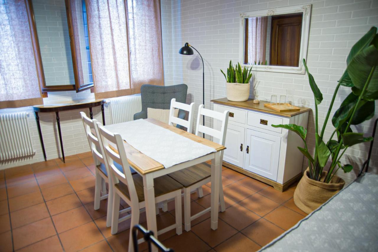 Casatua Apartment เตรวิโซ ภายนอก รูปภาพ